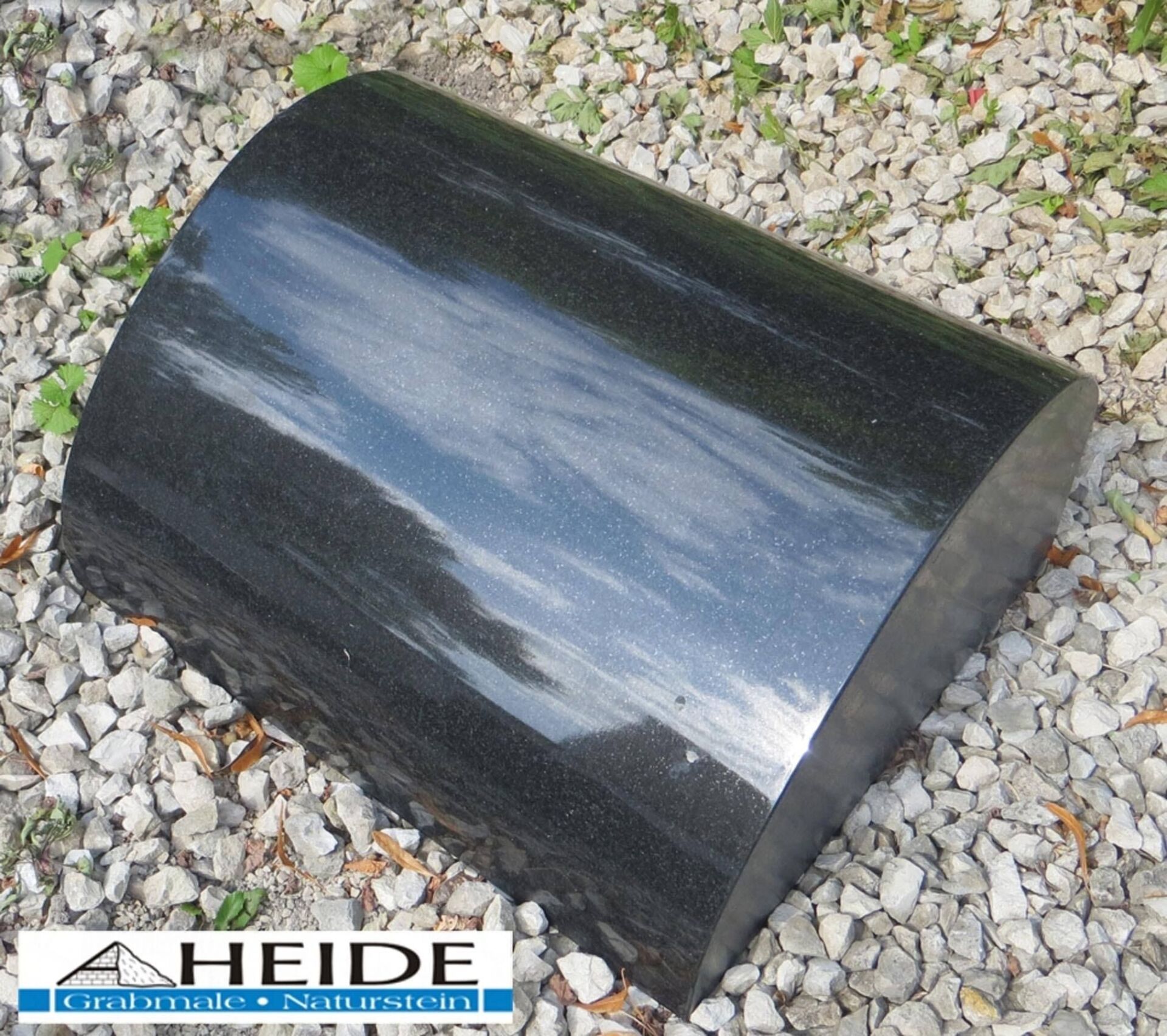 Lagerstein: Liegestein 148