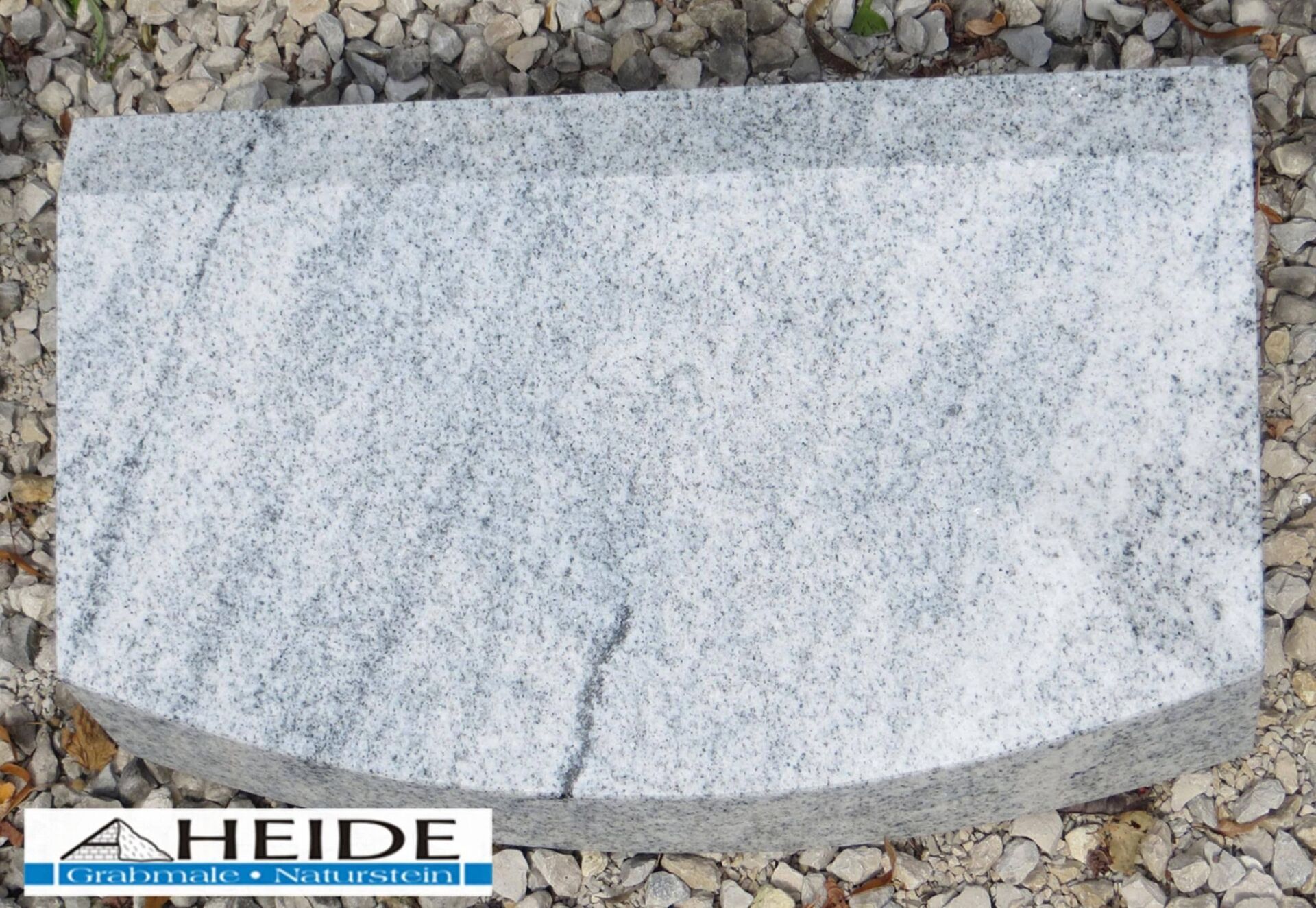 Lagerstein: Liegestein 151