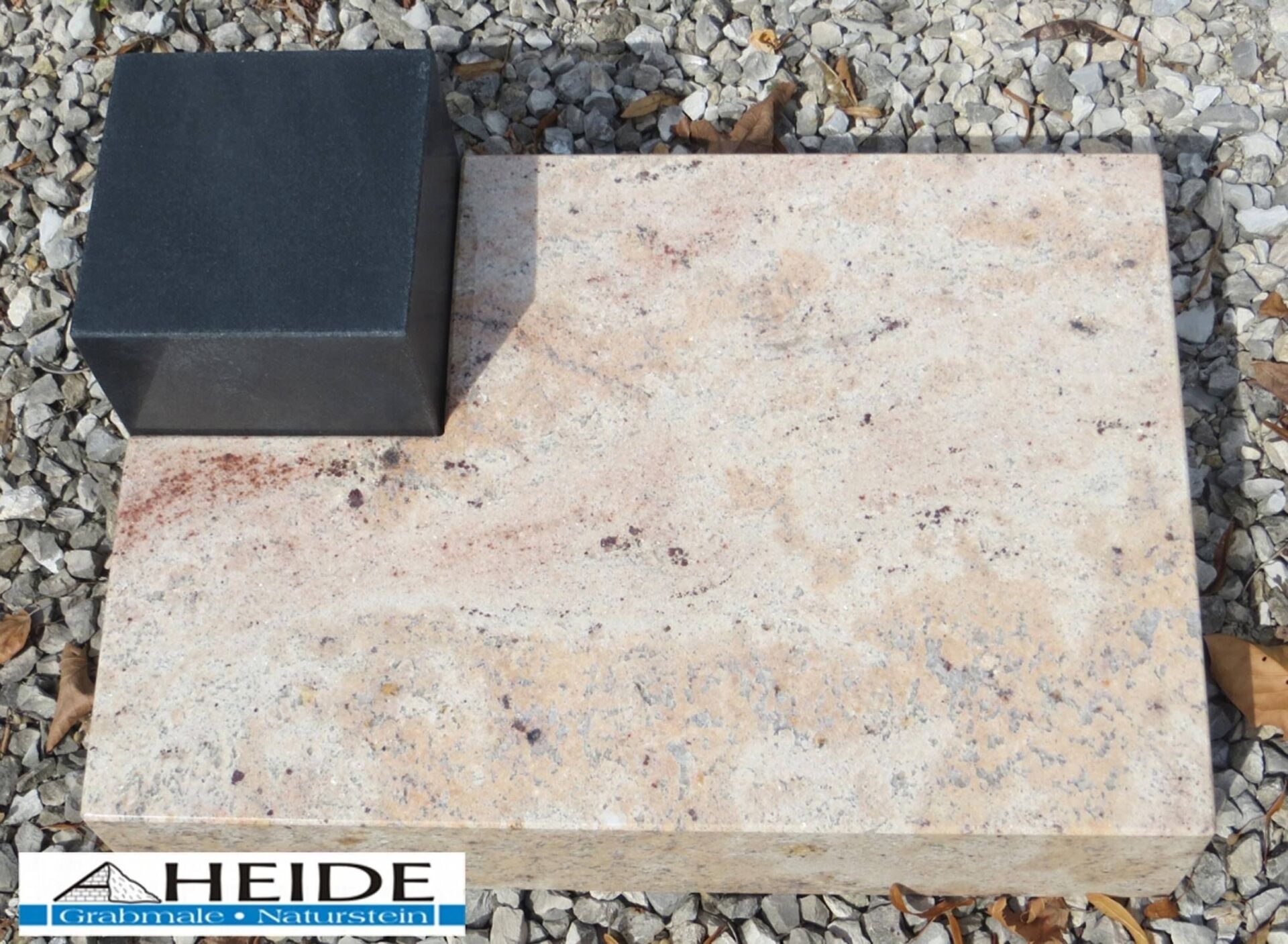 Lagerstein: Liegestein 156