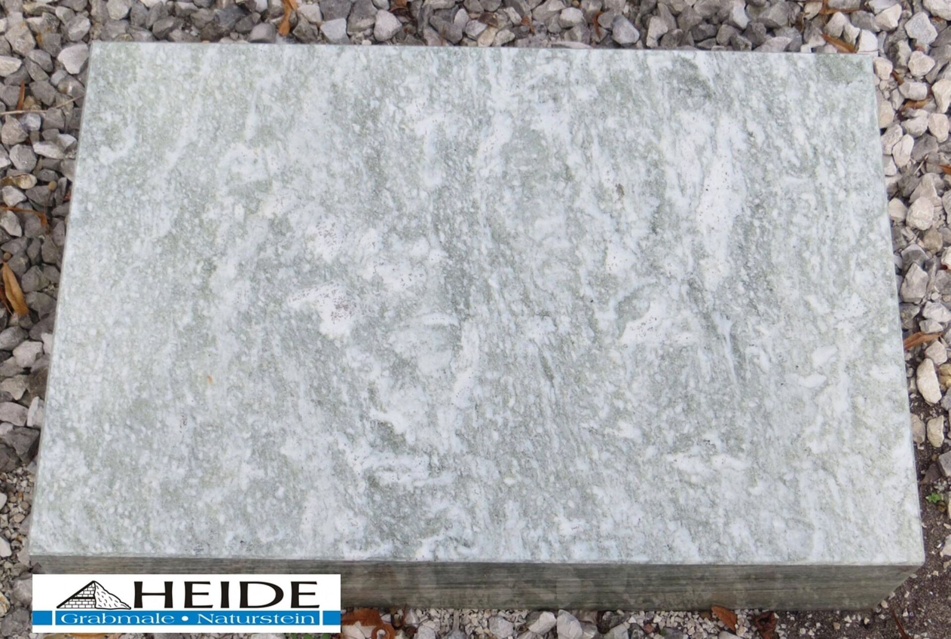 Lagerstein: Liegestein - 184