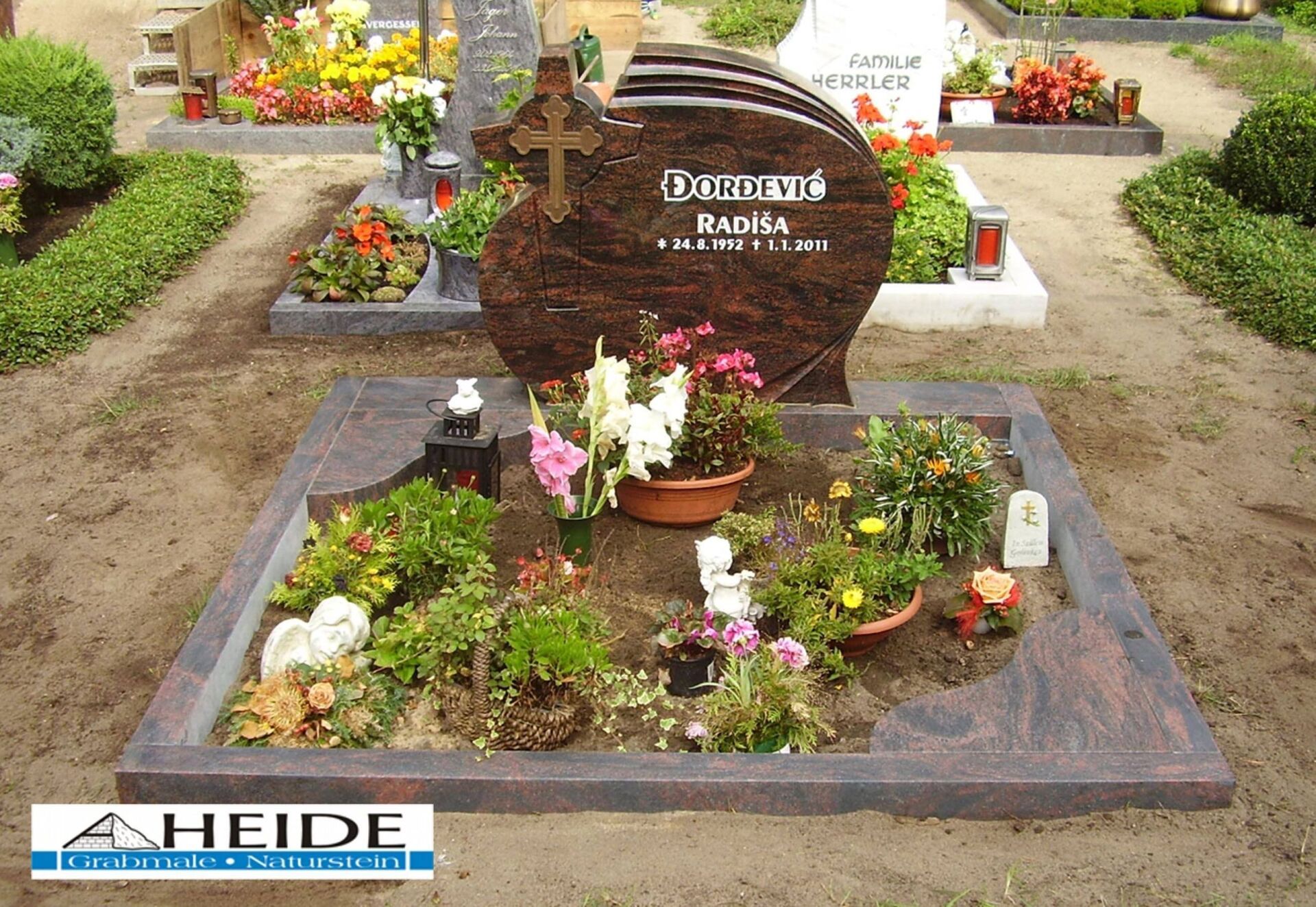 Referenz: Doppelgrab 05