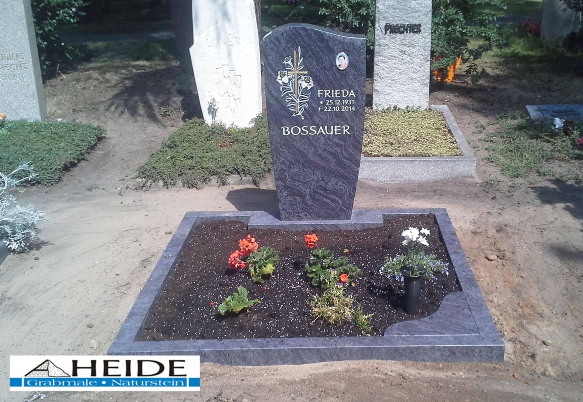 Referenz: Doppelgrab 09