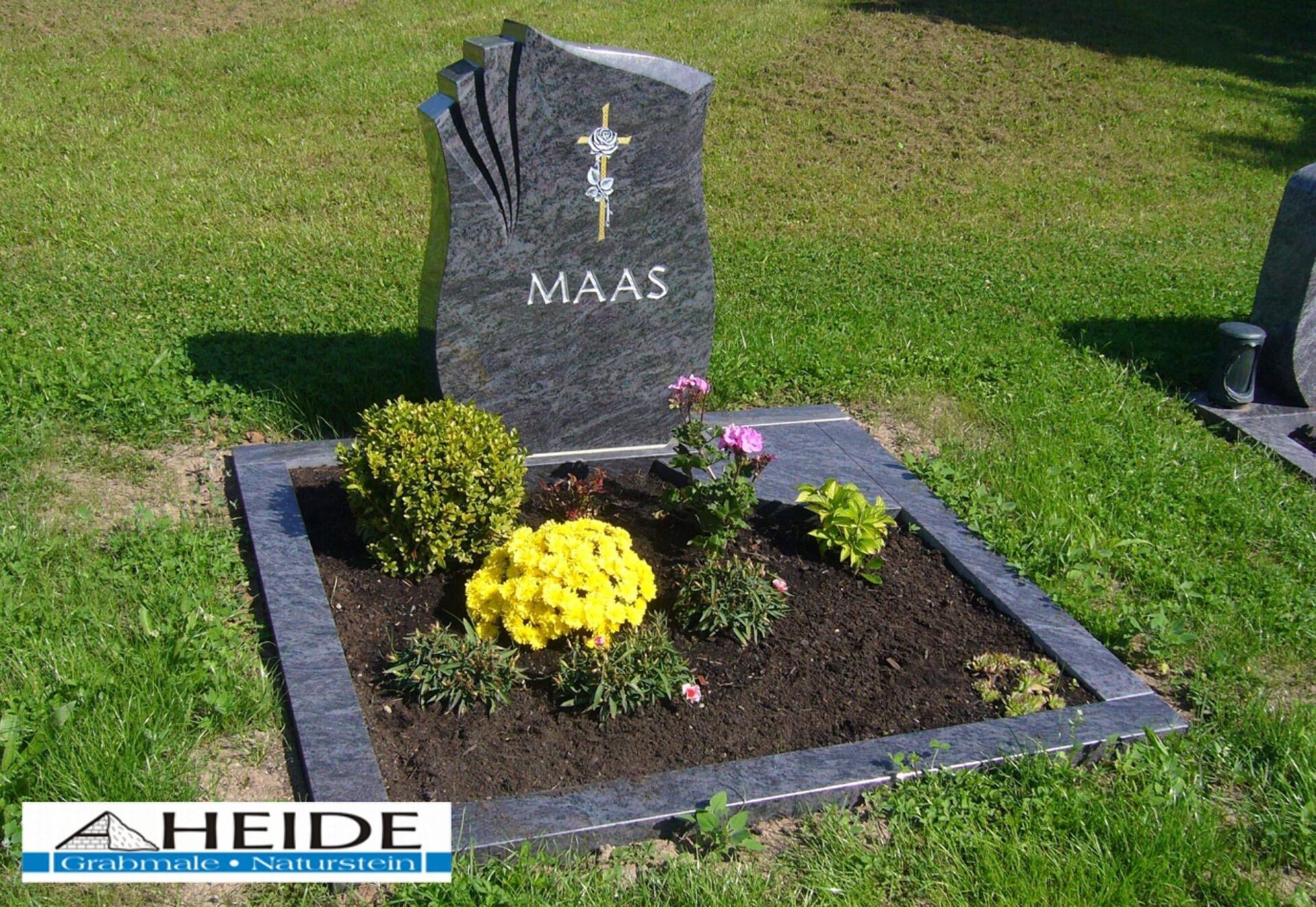 Referenz: Doppelgrab 15