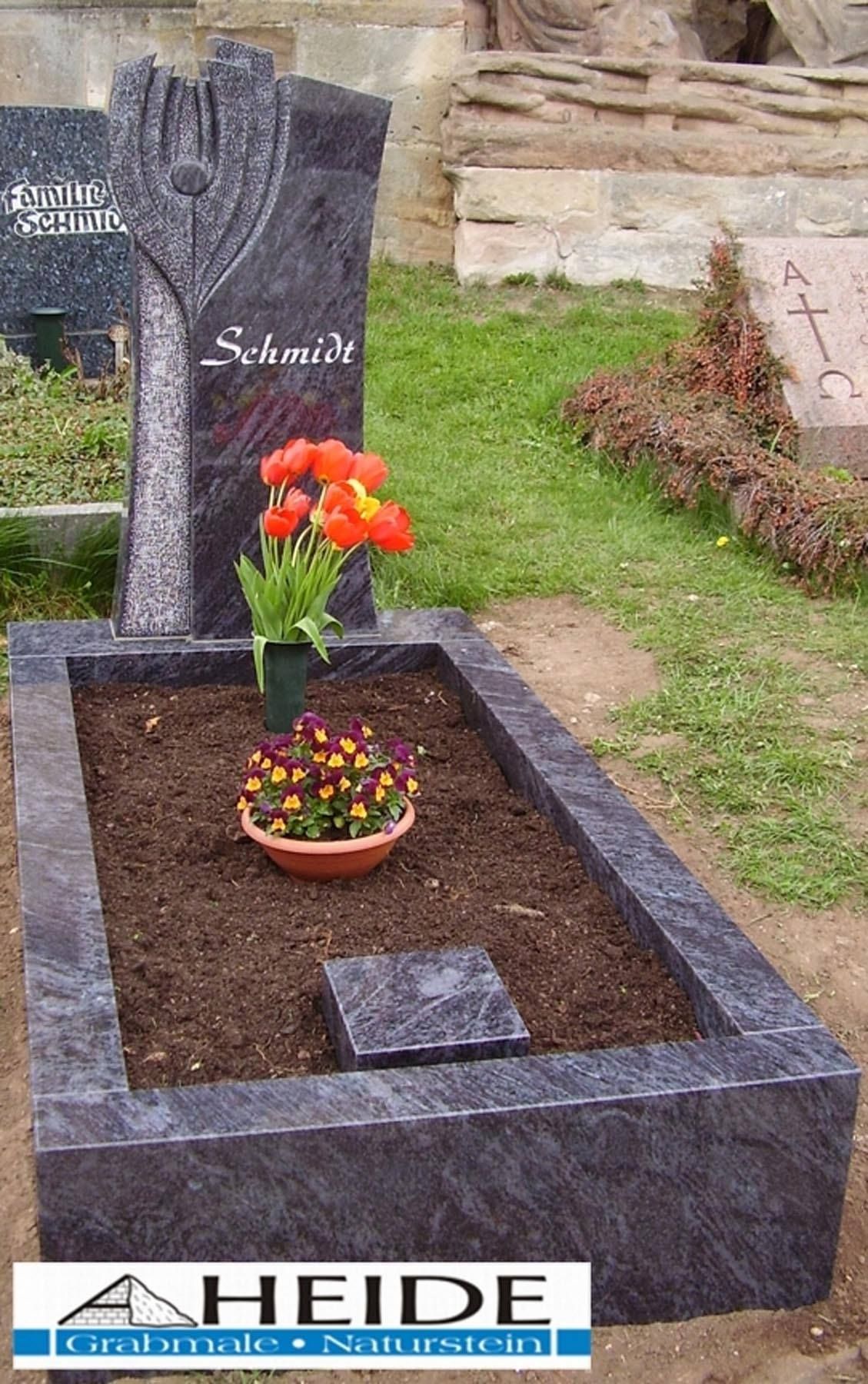 Referenz: Einzelgrab 04