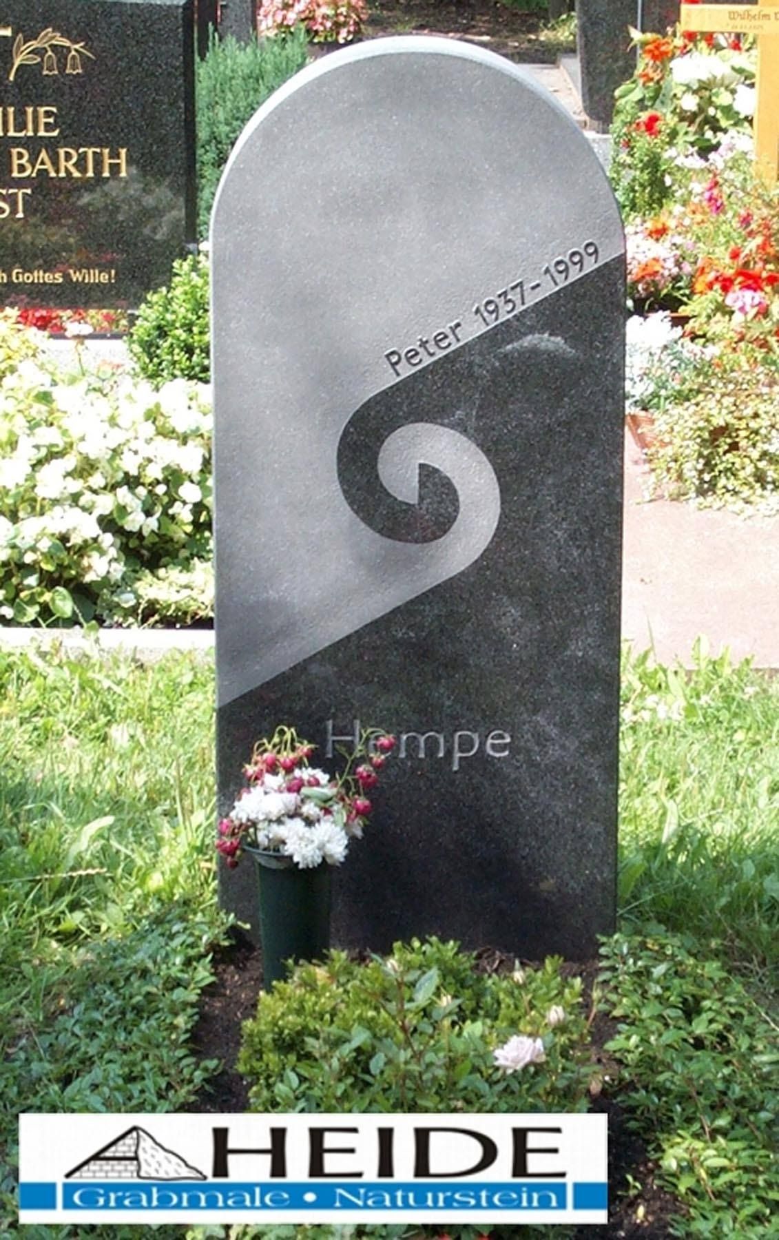 Referenz: Einzelgrab 28