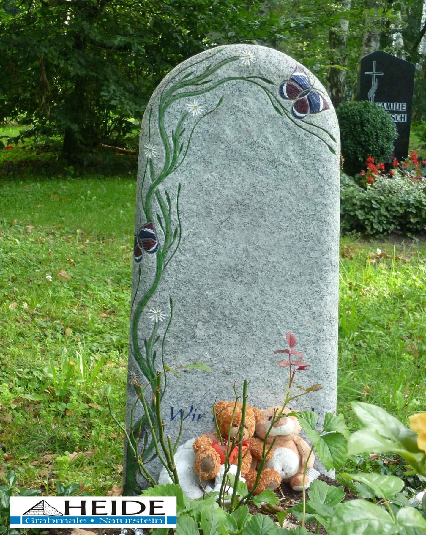 Referenz: Urnenstein 05