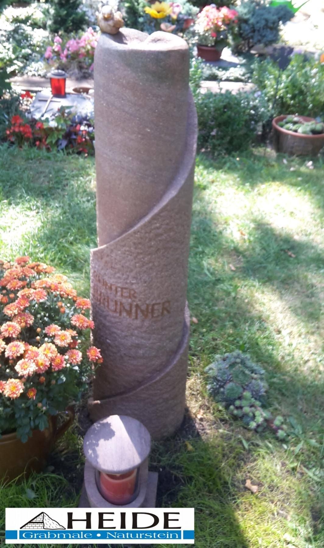 Referenz: Urnenstein 07