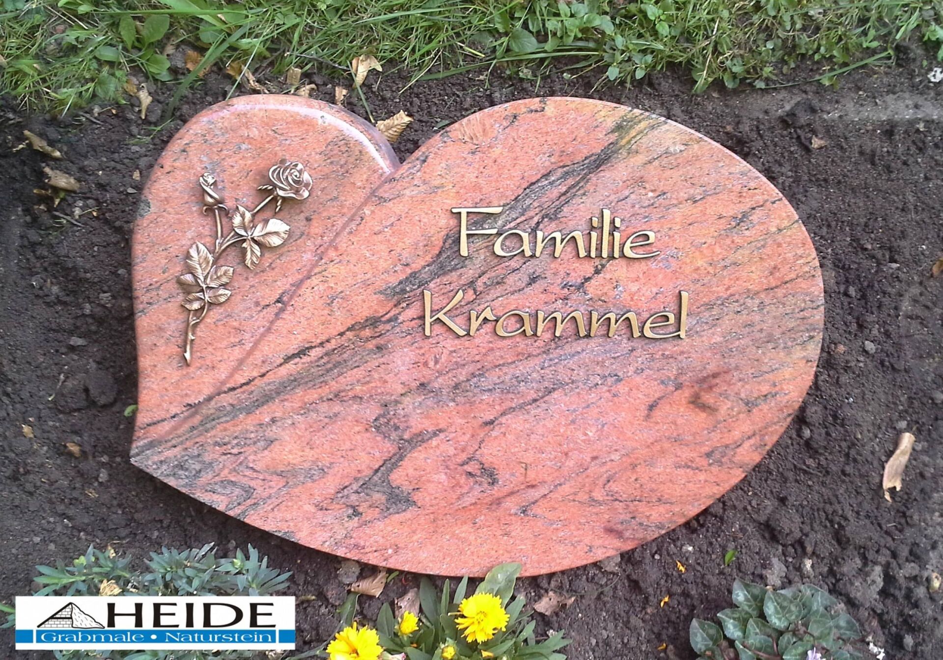 Referenz: Urnenstein - Liegestein