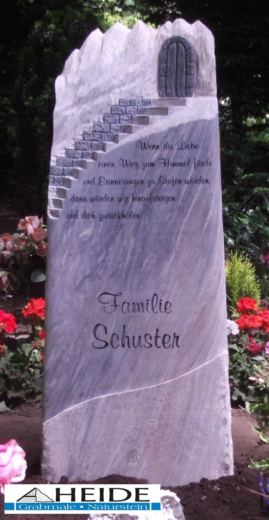 Referenz: Urnenstein - Treppe Tor