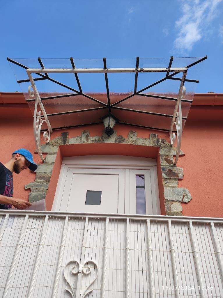 Remplacement de verre d'une marquise