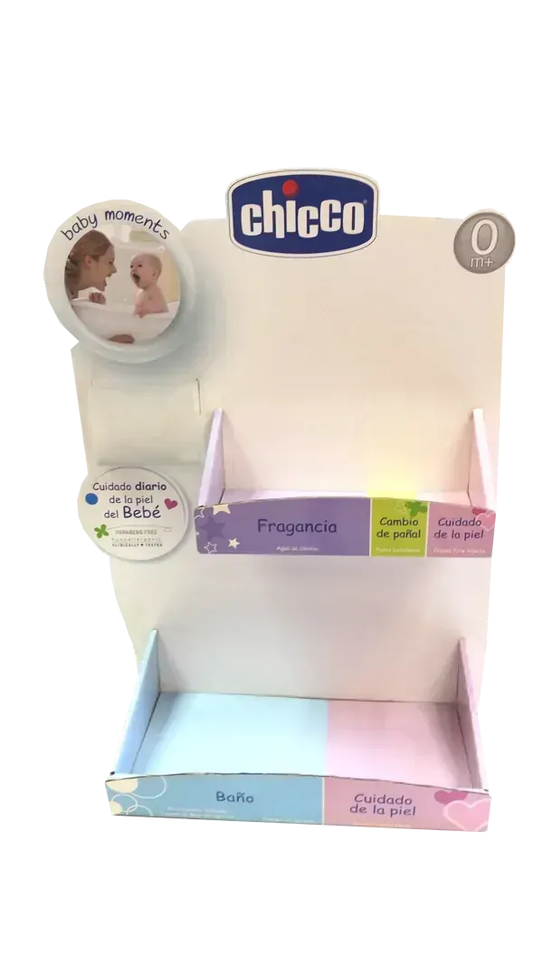 Un expositor Chicco con la imagen de un bebé.