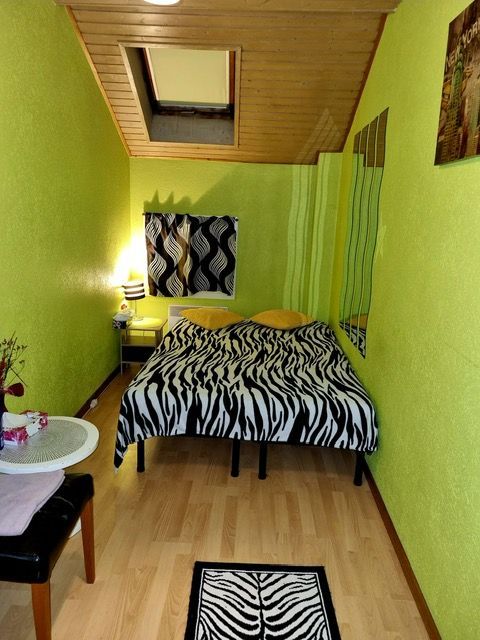 Bar à champagne et maison close à Payerne - Bar Candélabre