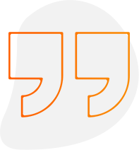 Guillemets orange.