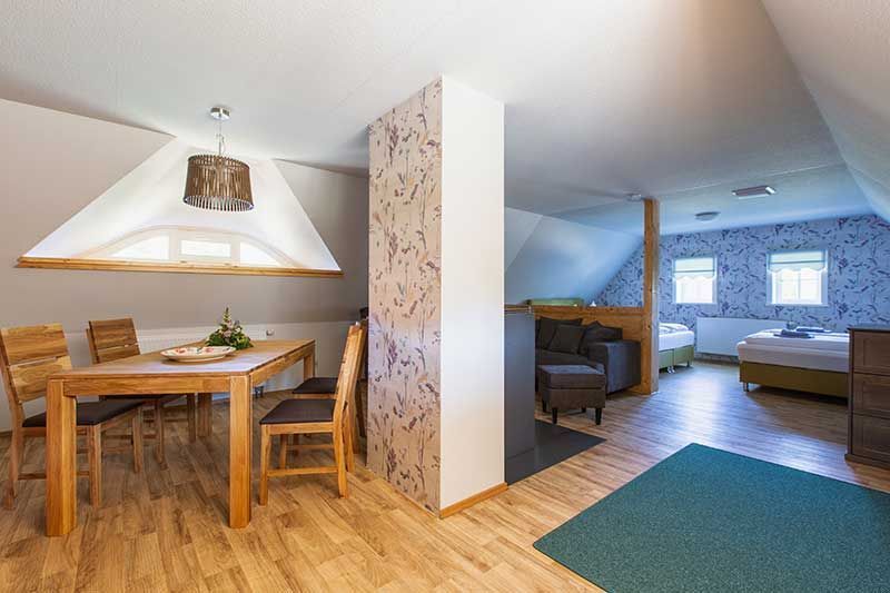JAGIELAS IM ERLICHTHOF