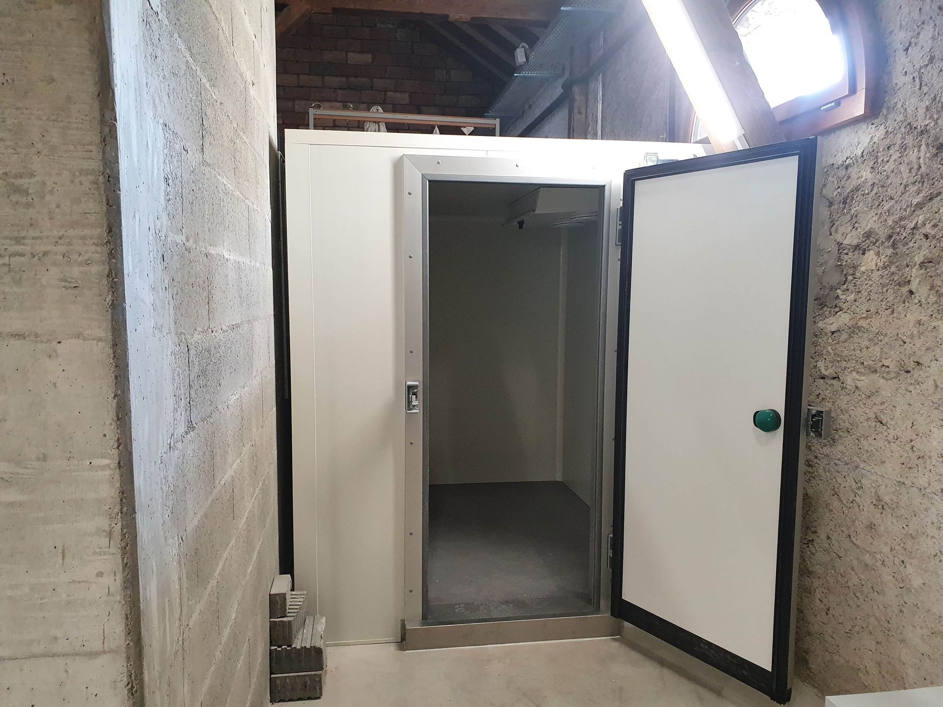 Charpentes & constructions métalliques en Suisse romande - J & N Montages Sàrl