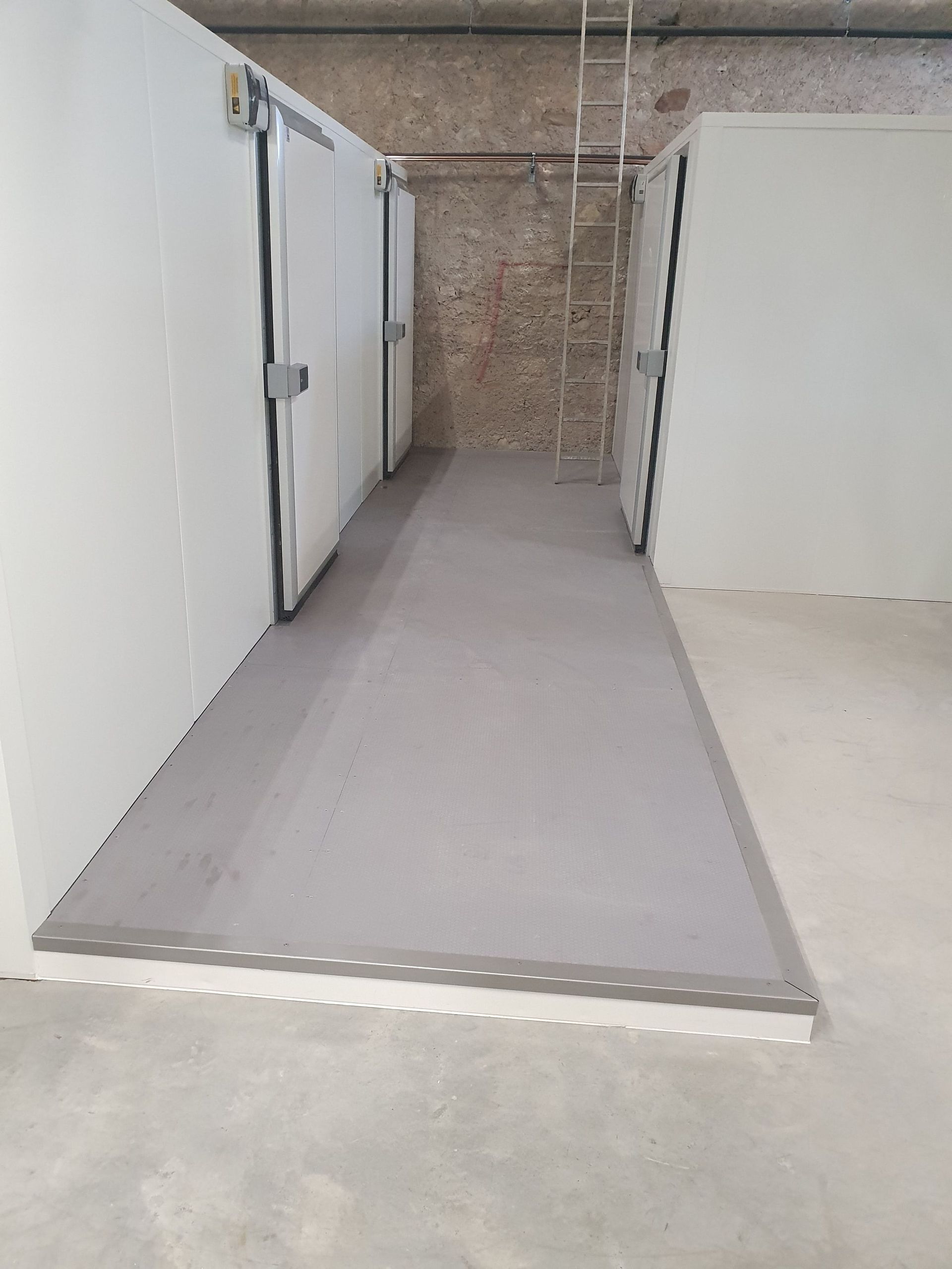 Charpentes & constructions métalliques en Suisse romande - J & N Montages Sàrl