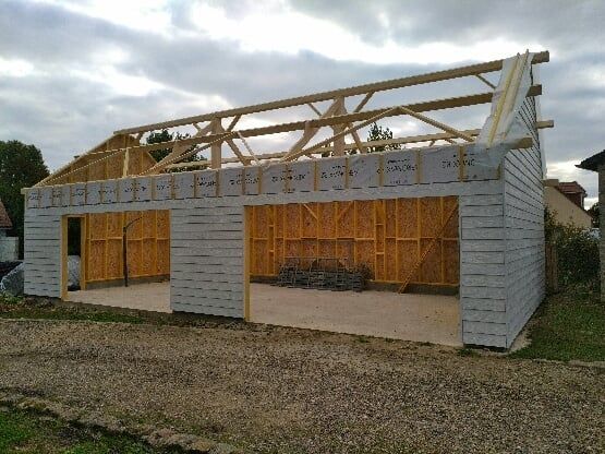 Recouvrement de la façade en bardage