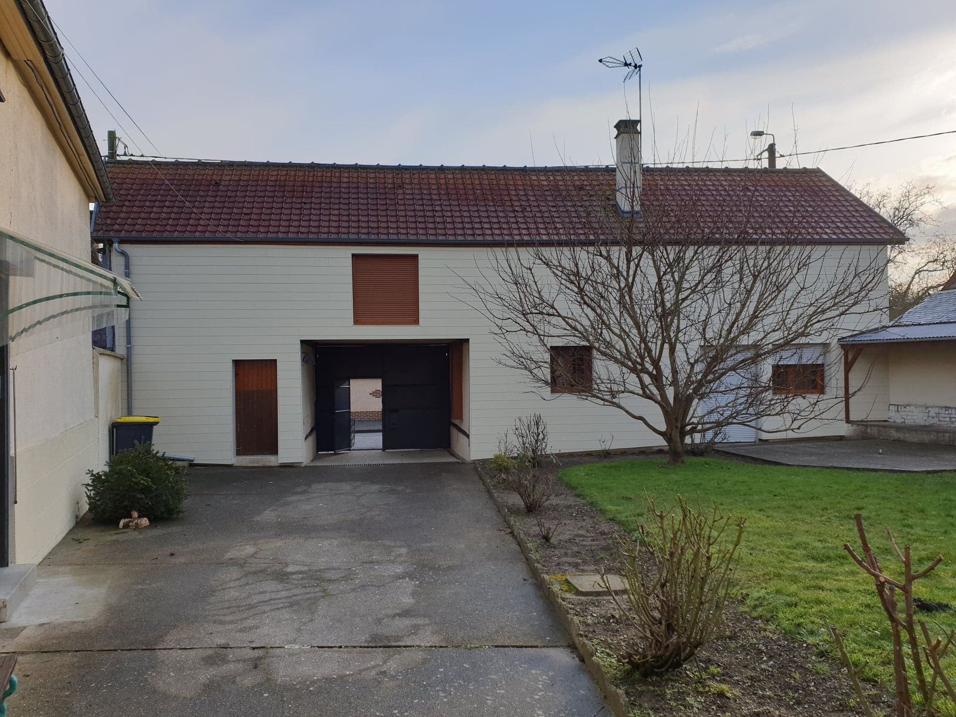 Bardage en bois blanc