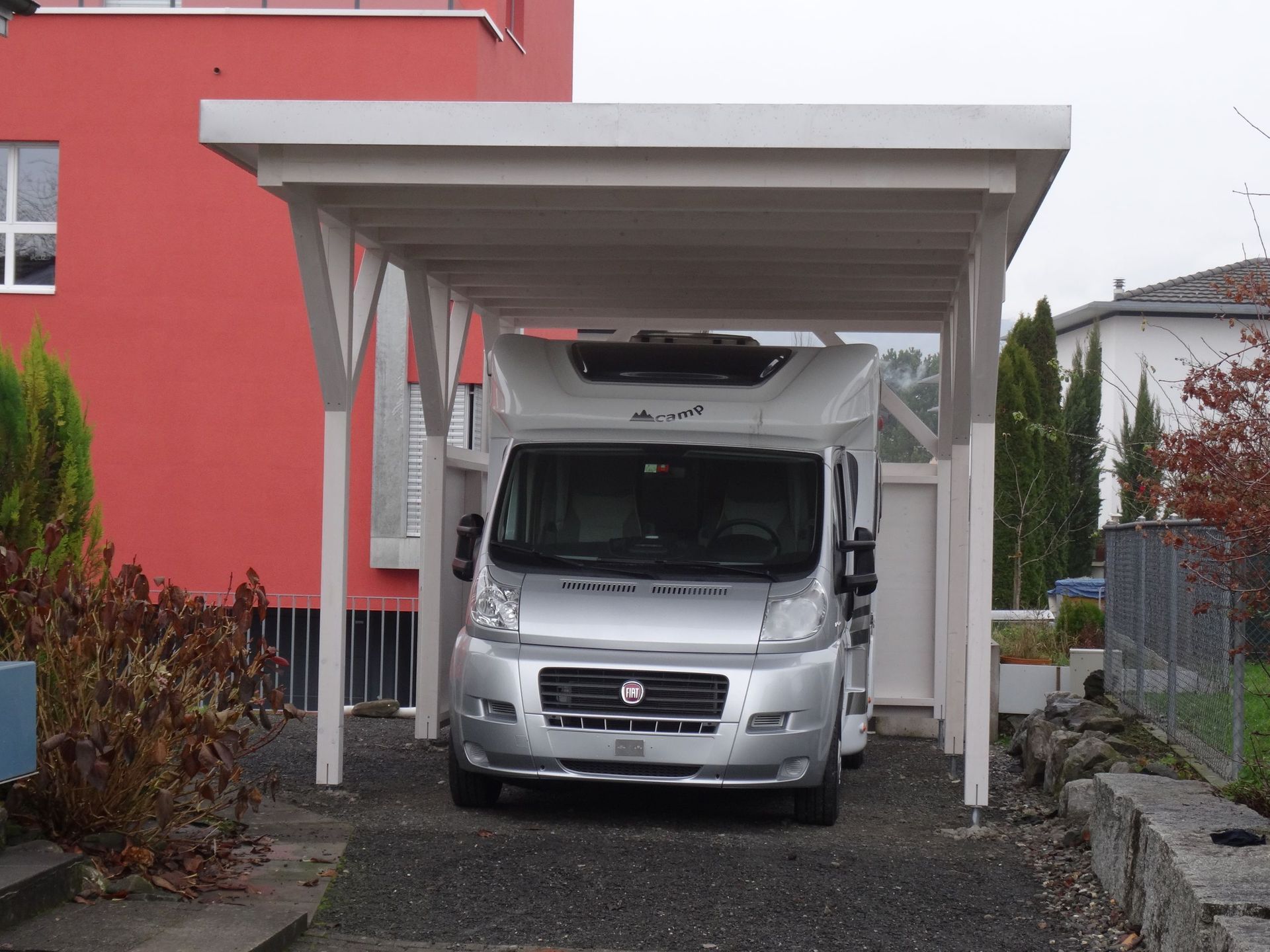 Stump AG Holzbau - Carport für Wohnmobil