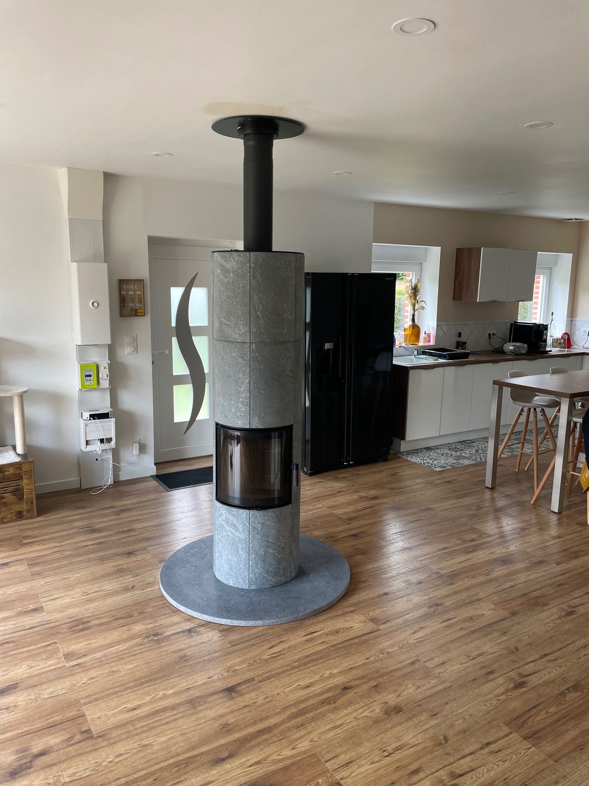 Poêle de masse central