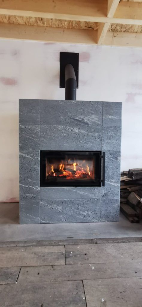 Réalisation 11 d'un poêle de masse Tulikivi