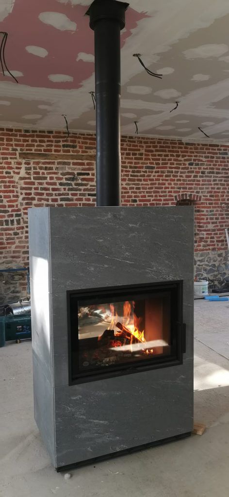 Réalisation 10 d'un poêle de masse Tulikivi