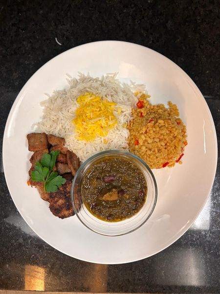 Mediterrane Salate, Vorspeisen, Hauptspeisen