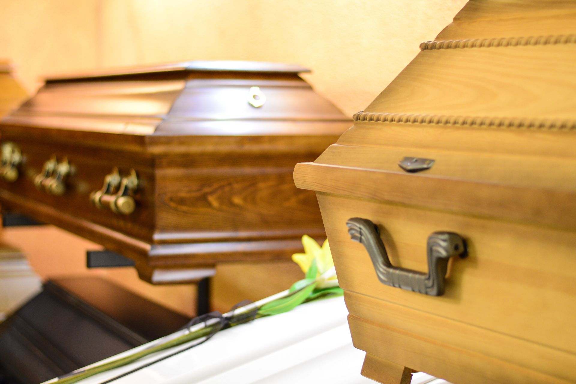 Focus sur les poignées des cercueils