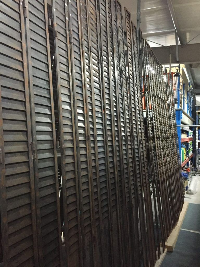 MT Peintures : persiennes métalliques