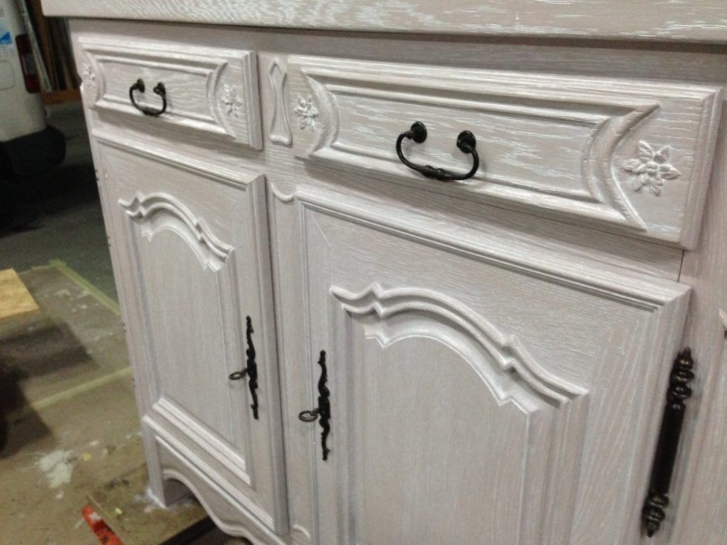 MT Peintures : détails de la restauration d'un buffet, après travaux