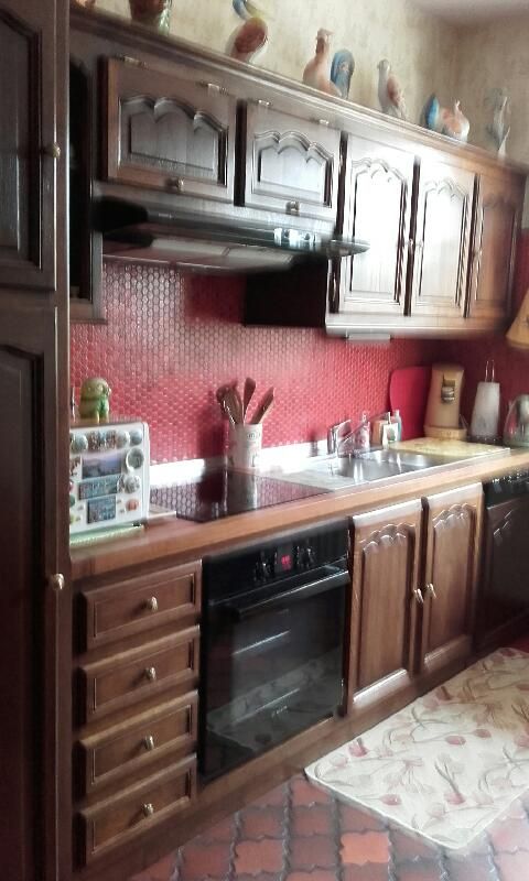 MT Peintures : éléments de cuisine avant travaux