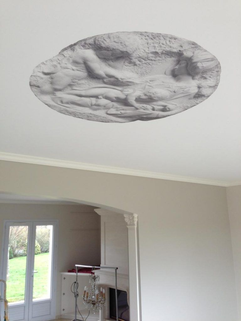 MT Peintures : enduits décoratifs avec un faux plafond tendu laqué mat avec décor