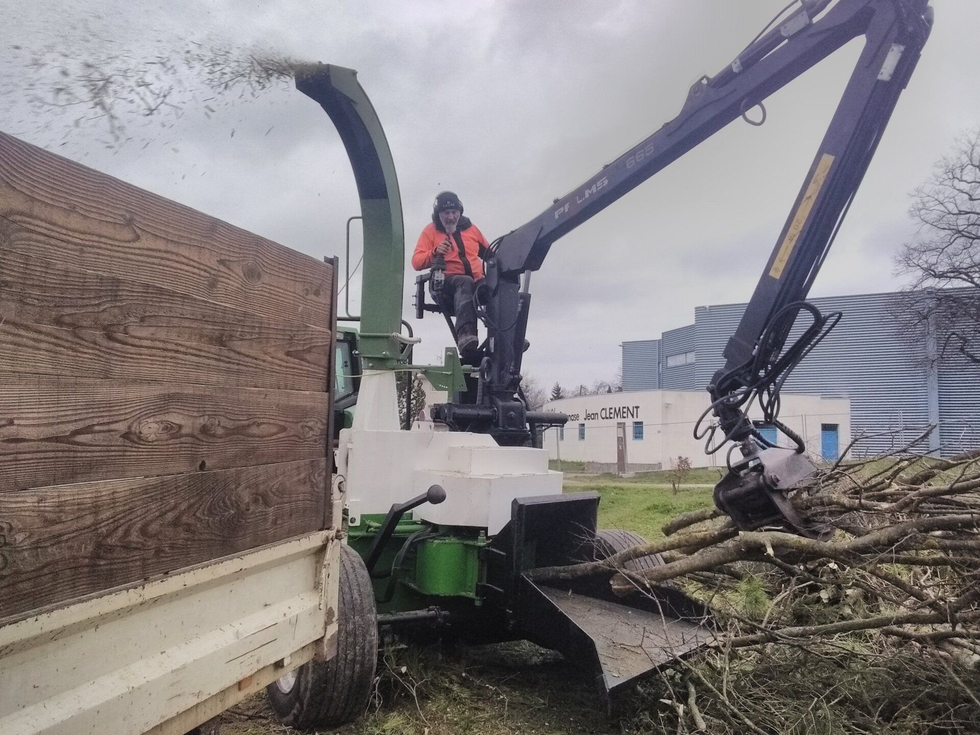 Travaux d'évacuation de bois abattus (2a)