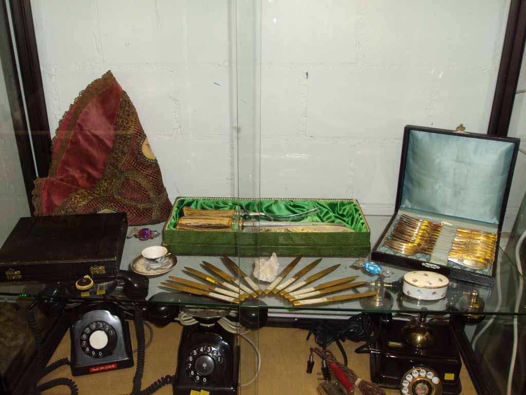 Brocki Brockenhaus - BrockiZa in Gattikon