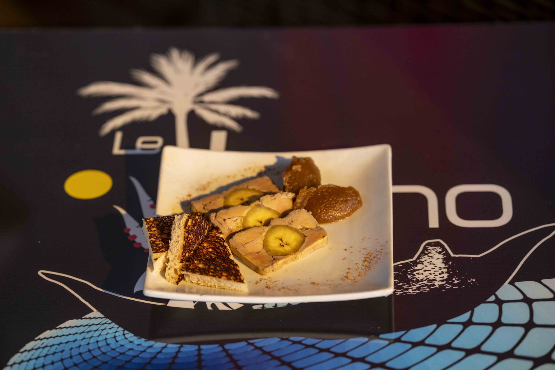 Foie gras à la banane jaune
