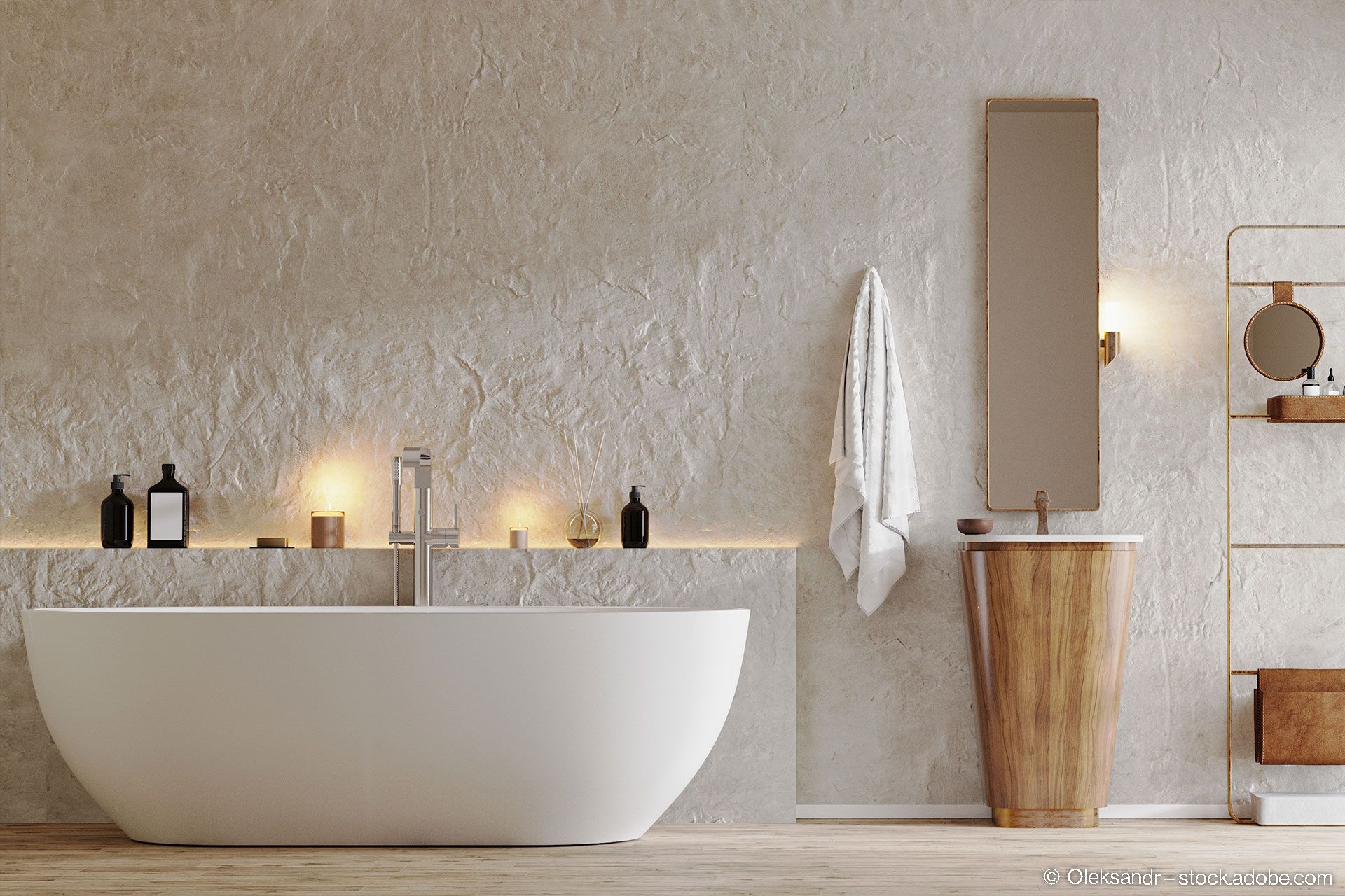 modernes Badezimmer mit Badewanne und Holzwaschbecken, Spiegel, Bad-Accessoires