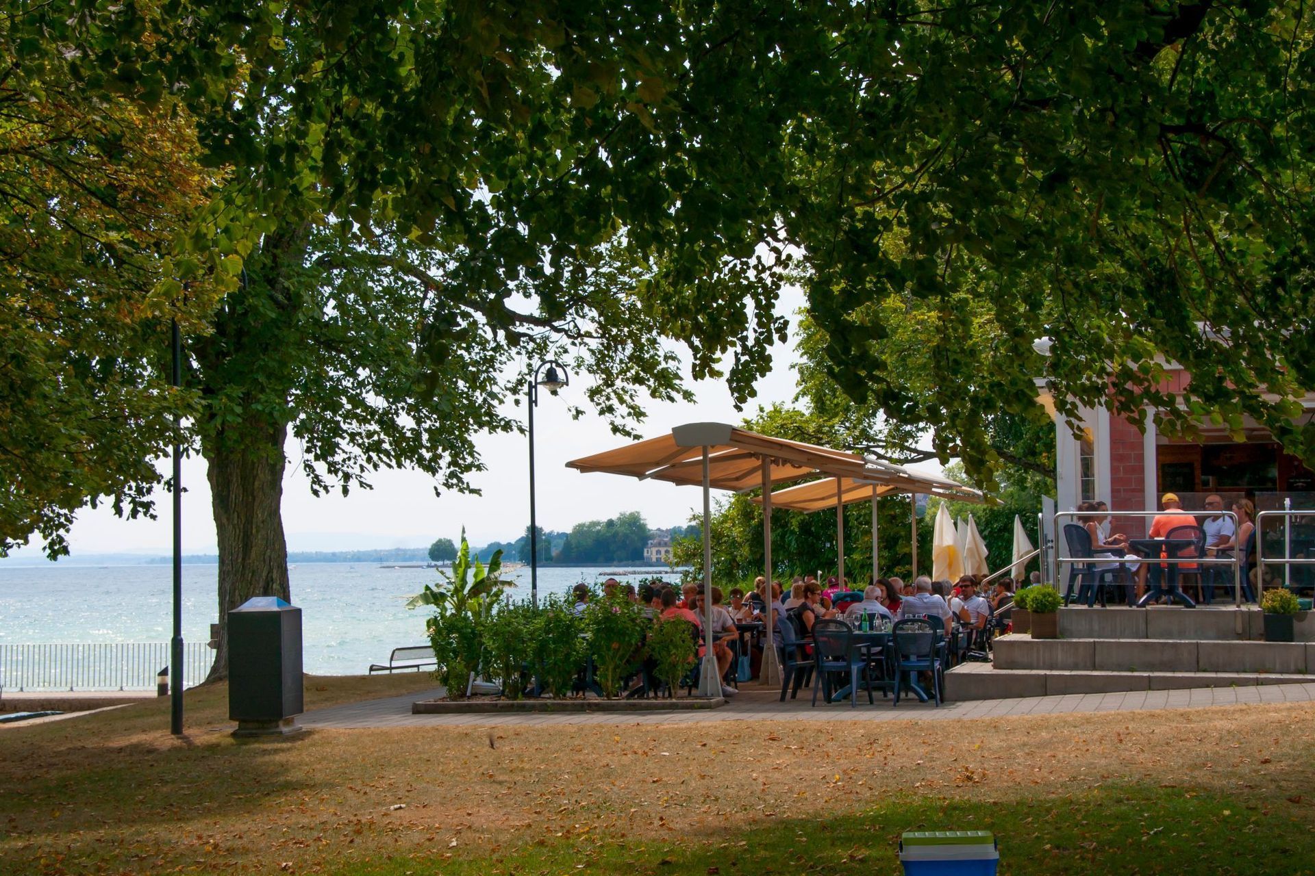 Café - Restaurant Les Abériaux | Prangins