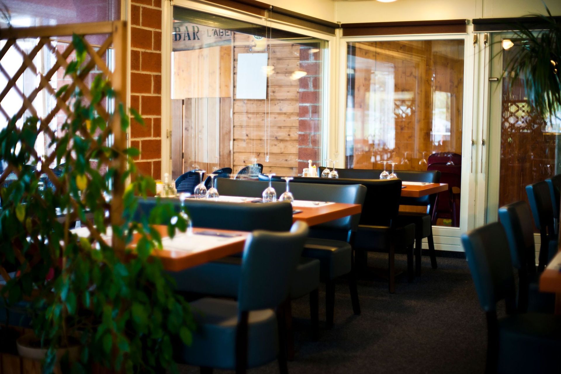 Café - Restaurant Les Abériaux | Prangins