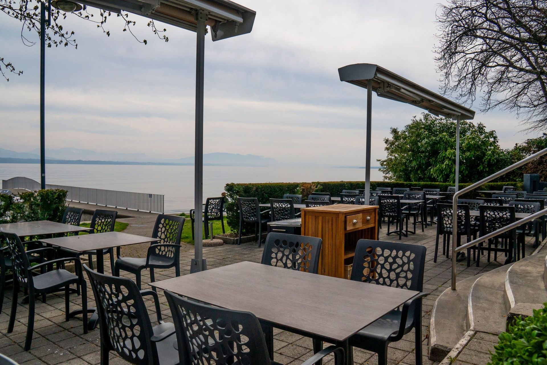 Café - Restaurant Les Abériaux | Prangins