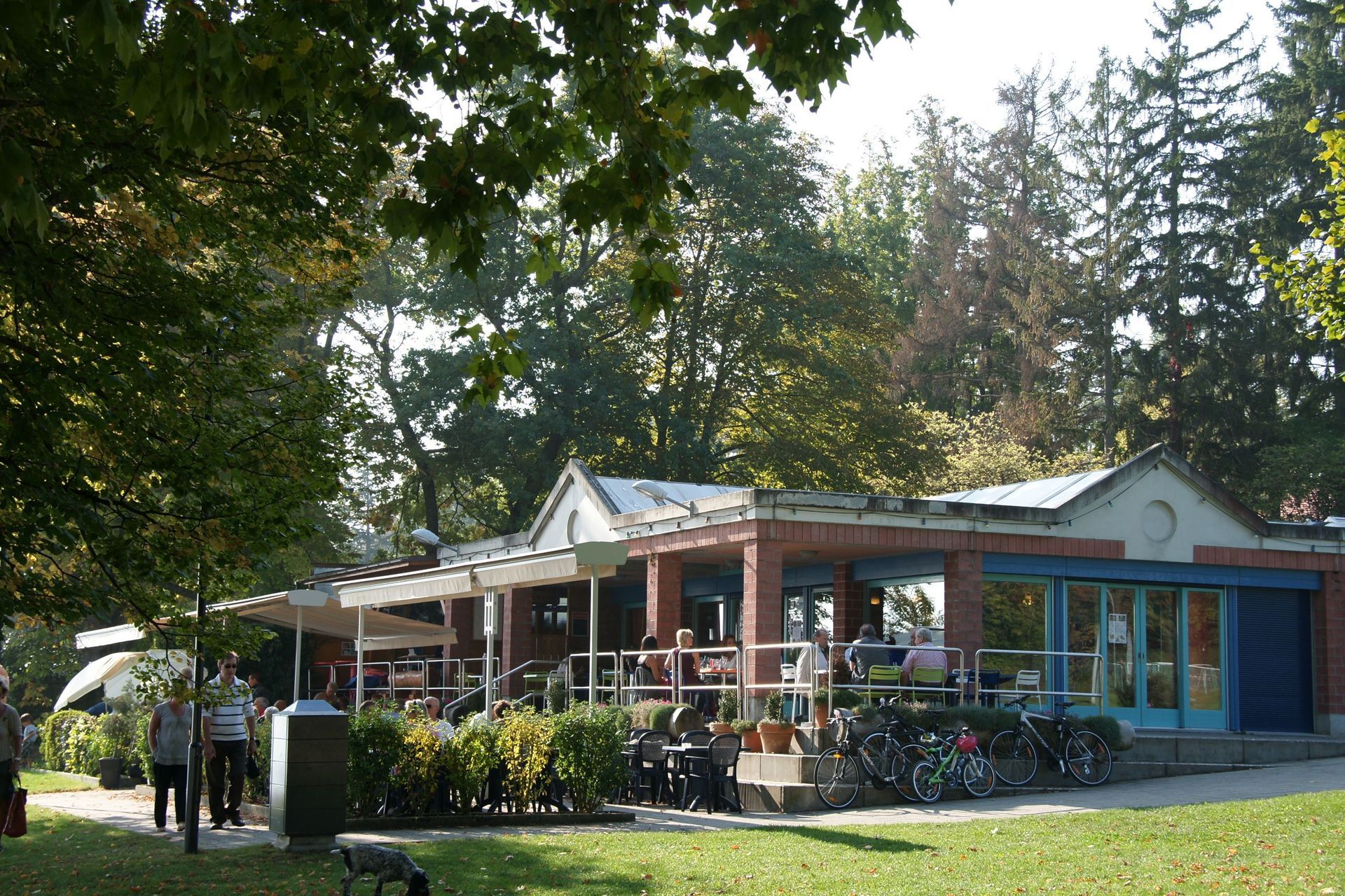 Café - Restaurant Les Abériaux | Prangins