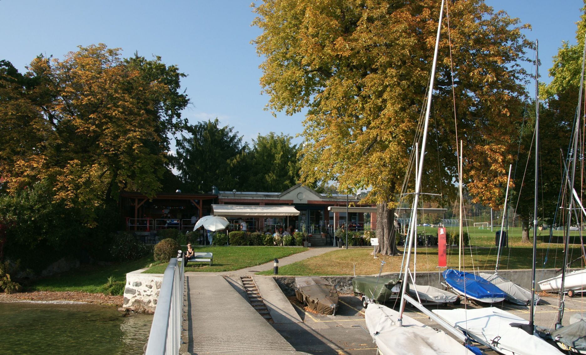 Café - Restaurant Les Abériaux | Prangins