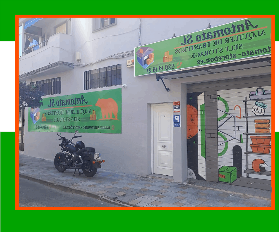 Antomato SL – eine große Lagerhalle