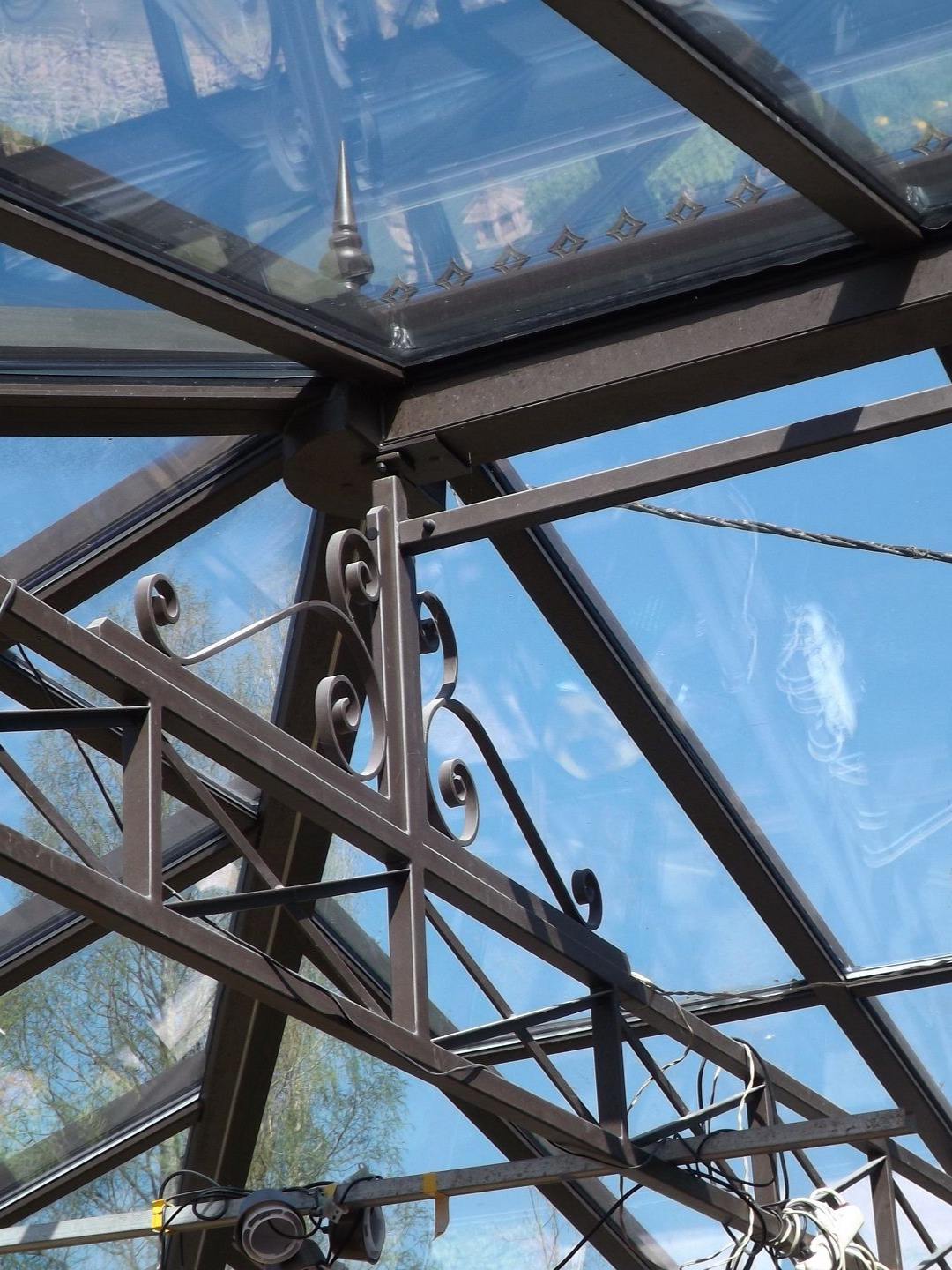 Toiture de véranda en fer forgé