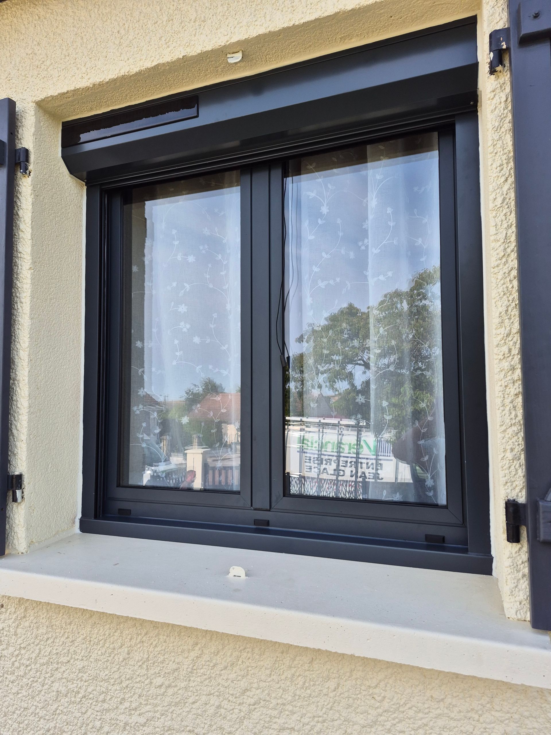 Volets enroulables en aluminium anthracite