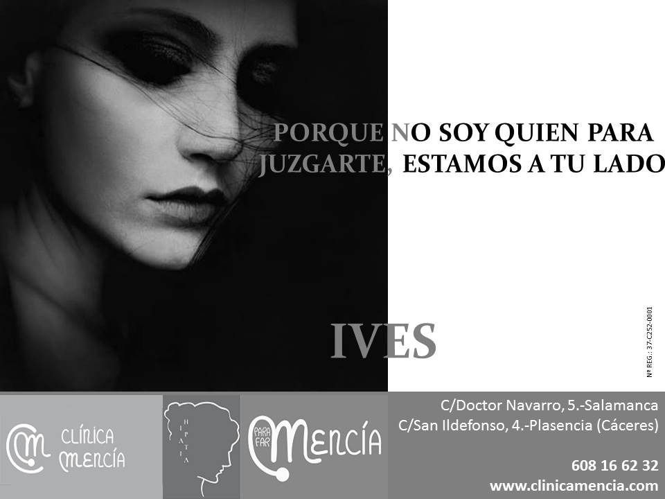 Una foto en blanco y negro de una mujer con una cita en español.