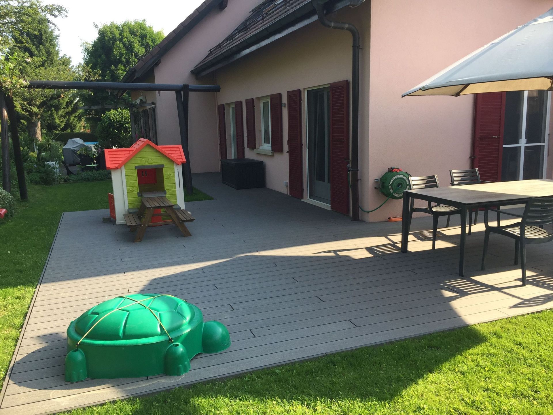 Terrasse en Forexia (lame composite) - Passiflore Jardin Sàrl