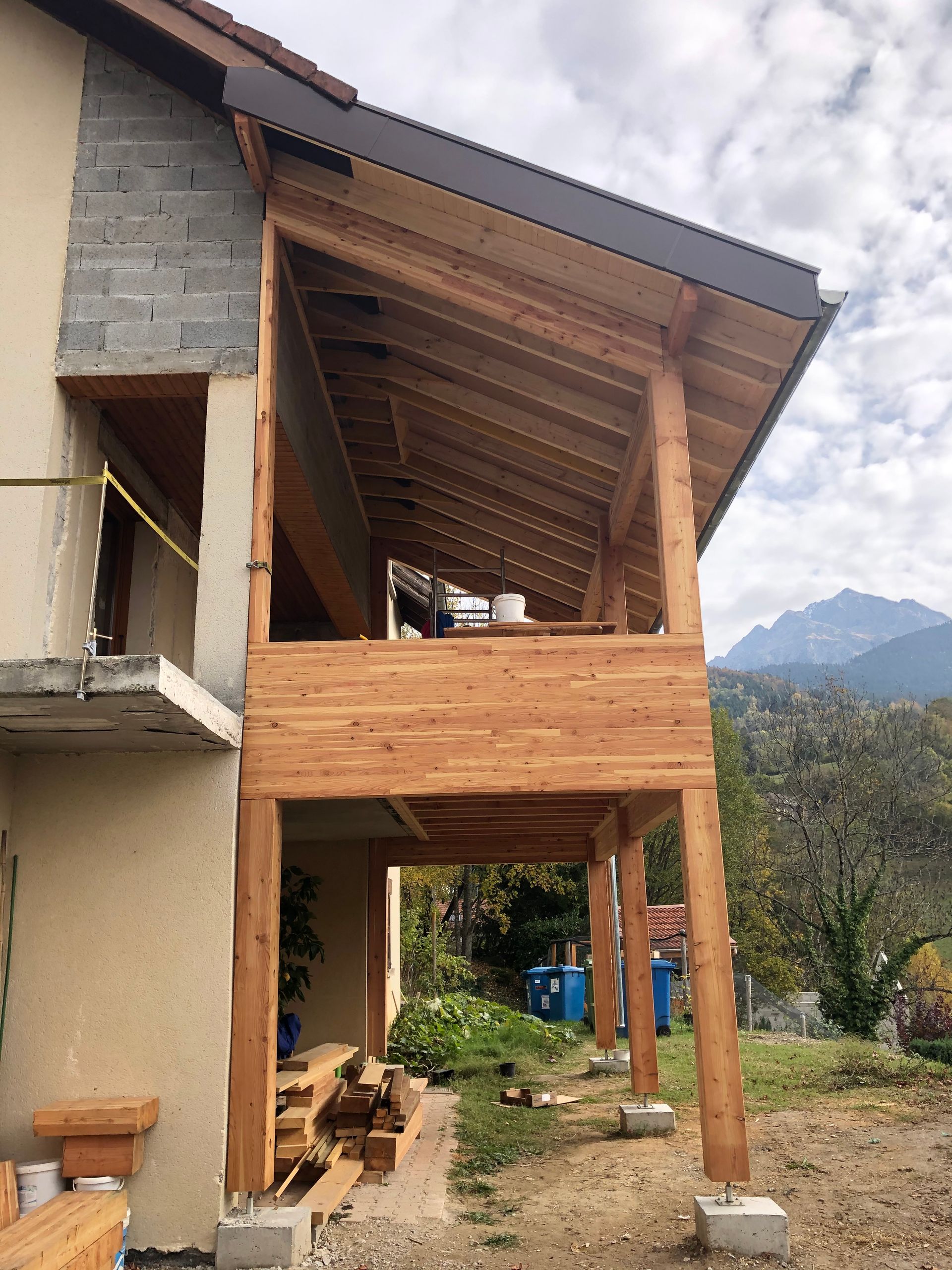 Extension à ossature bois.
