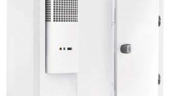 Una caja blanca con un altavoz en el lateral.