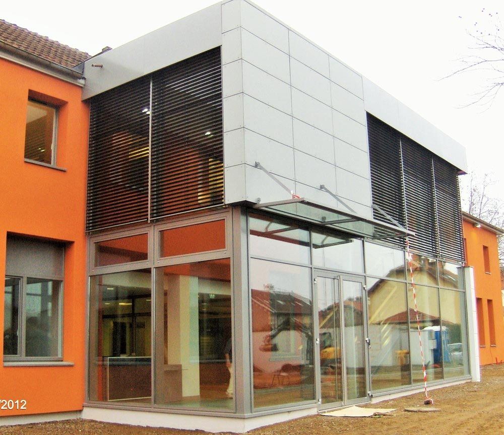 BSO et vitres bâtiment orange