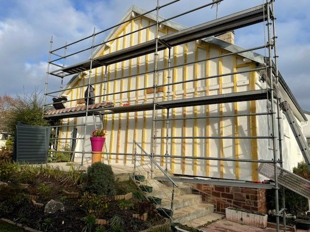 Échafaudage en cours d'utilisation